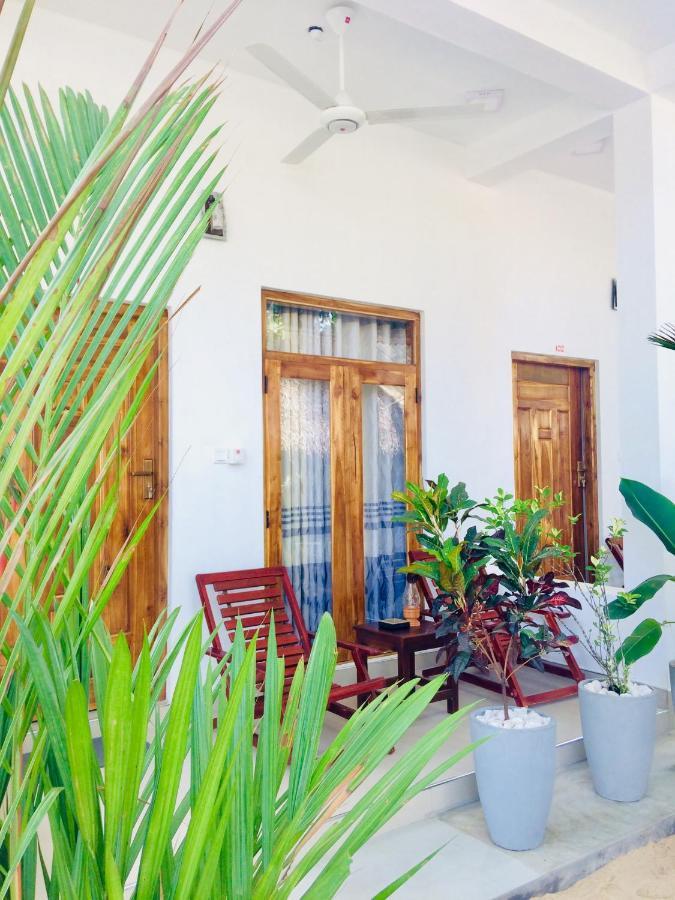 Tropicana Home Stay Arugam Bay Esterno foto